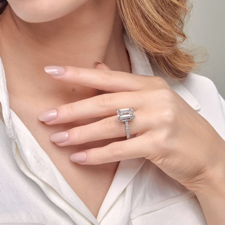 emerald cut diamond ring