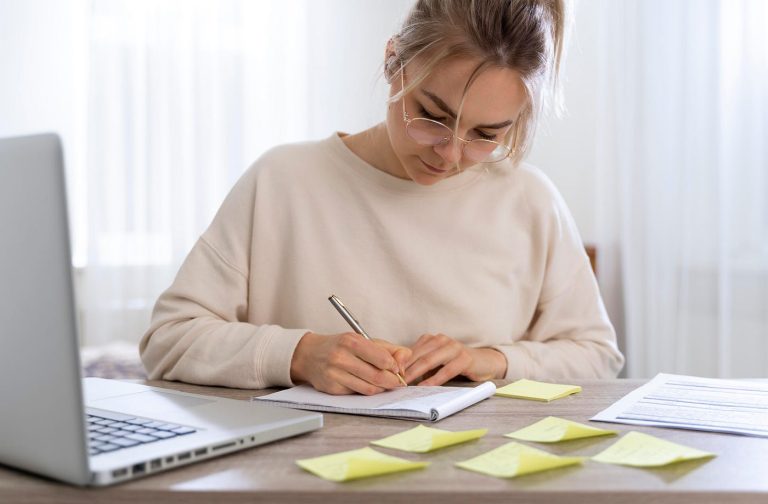 Top Benefits of Using Academic Writing Services for Students